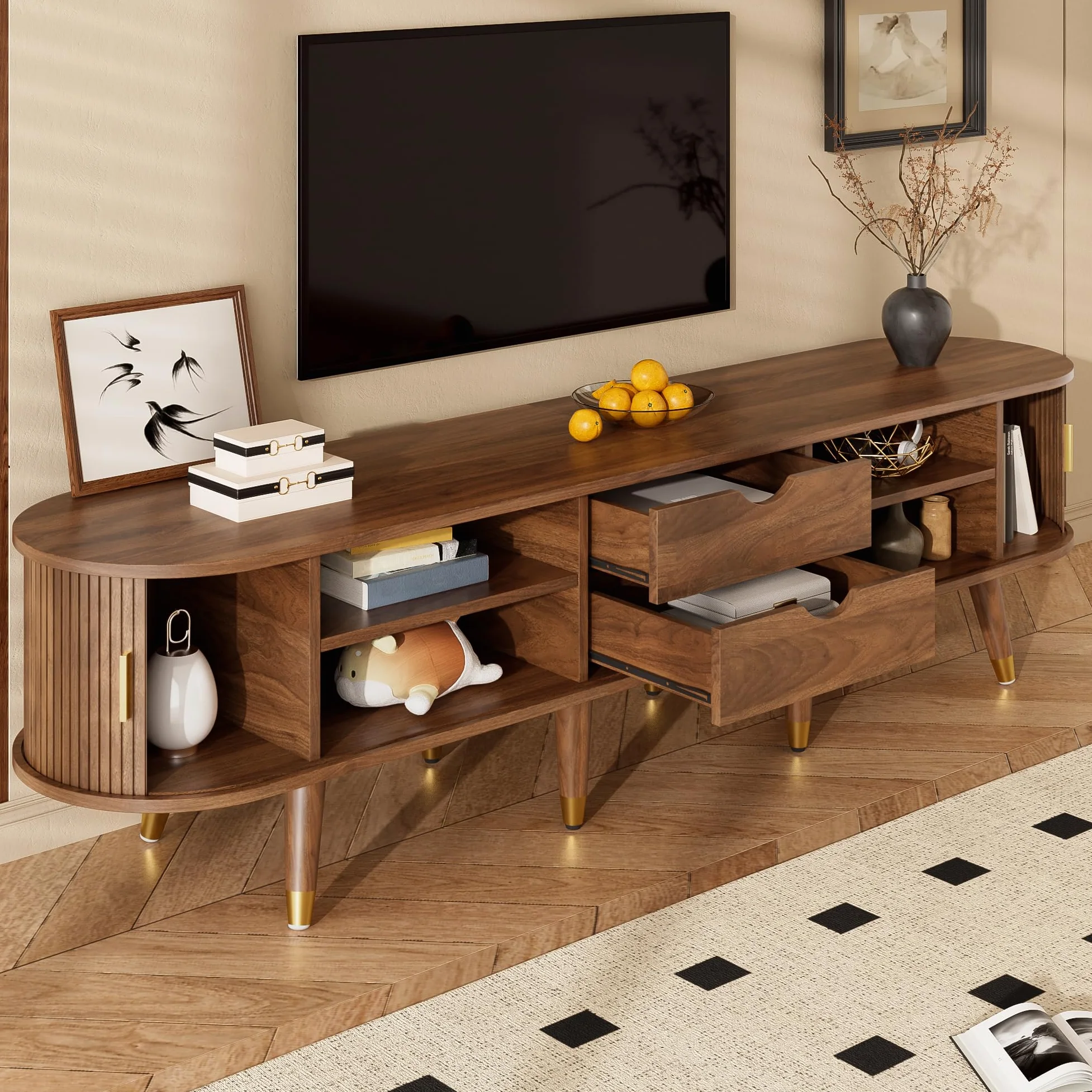 Mueble para TV de 175 cm con puerta corredera de ratán, aspecto de nogal y mucho espacio de almacenamiento, mesa de televisión rústica de MDF con compartimentos abiertos, cajones y armario